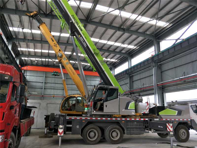 西安区高空车出租需要注意哪些安全事项？