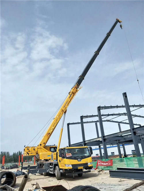 西安区超高层建筑钢结构吊装案例